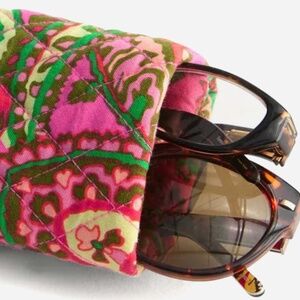 Vera Bradley Double Eye Case in Capri Pattern NWT